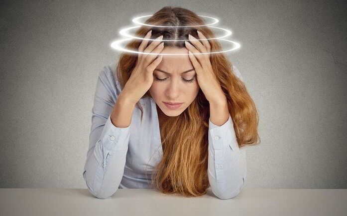 Dizziness is a common symptom of cervical osteochondrosis in women.